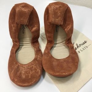 Store house flats- pumpkin size 8